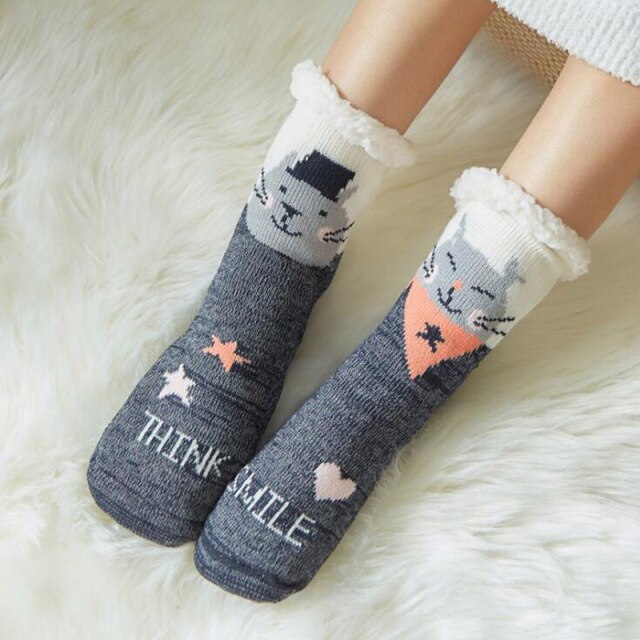 Winter-Weight Cat Motif Fleece Socks 1 Winter-Weight Cat Motif Fleece Socks