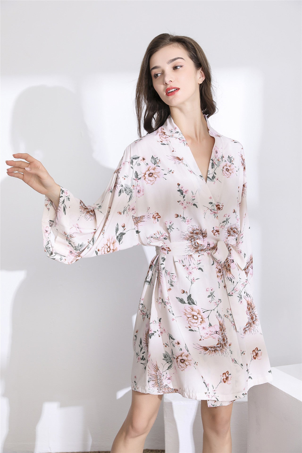 Short Japanese Print Kimono Robe for Women 2 Short Japanese Print Kimono Robe for Women - Image 2